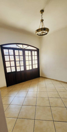 Imagem Casa com 3 Quartos à Venda, 250 m² em Santa Luzia - Bragança Paulista Imagem Casa com 3 Quartos à Venda, 250 m² em Santa Luzia - Bragança Paulista