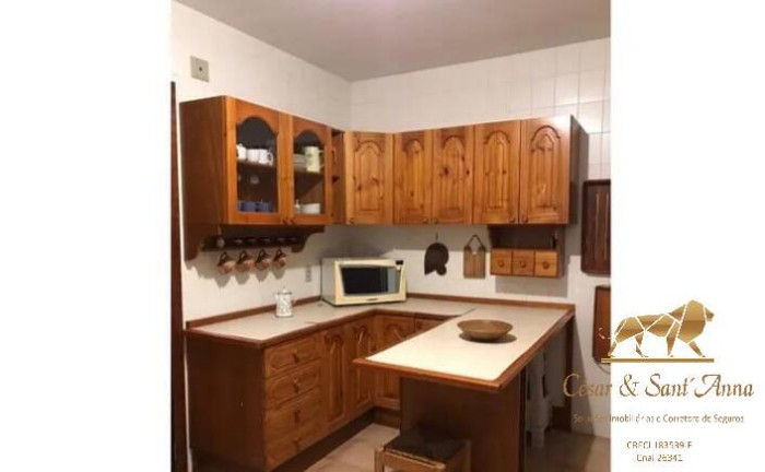 Imagem Casa com 4 Quartos à Venda, 1.137 m² em Alto Capivari - Campos Do Jordão