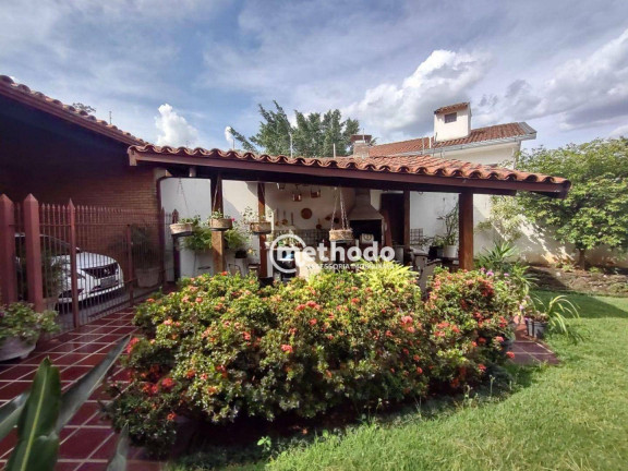 Imagem Casa com 4 Quartos à Venda, 300 m² em Nova Campinas - Campinas Imagem Casa com 4 Quartos à Venda, 300 m² em Nova Campinas - Campinas