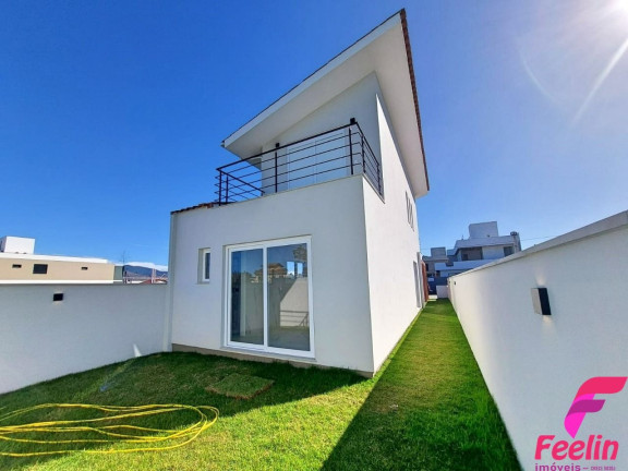 Imagem Casa com 3 Quartos à Venda, 131 m² em Campeche - Florianópolis Imagem Casa com 3 Quartos à Venda, 131 m² em Campeche - Florianópolis