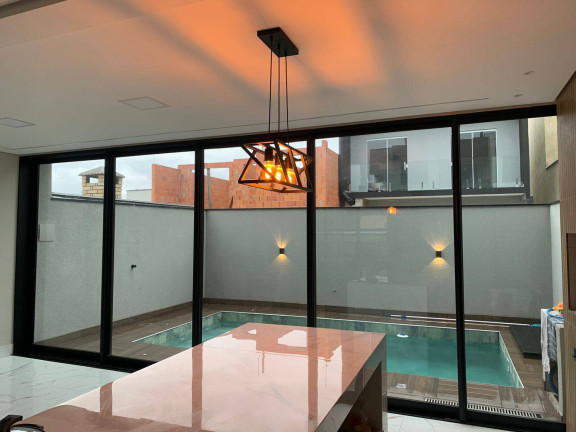 Casa de Condomínio com 3 Quartos à Venda, 180 m² em Horto Florestal - Sorocaba