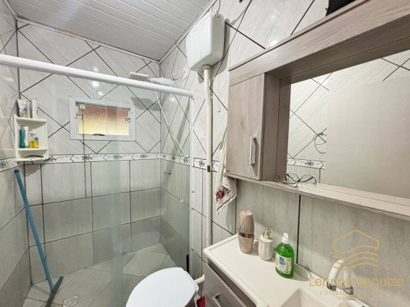 Imagem Casa com 5 Quartos à Venda, 102 m² em Pinheiros - Balneário Barra Do Sul Imagem Casa com 5 Quartos à Venda, 102 m² em Pinheiros - Balneário Barra Do Sul