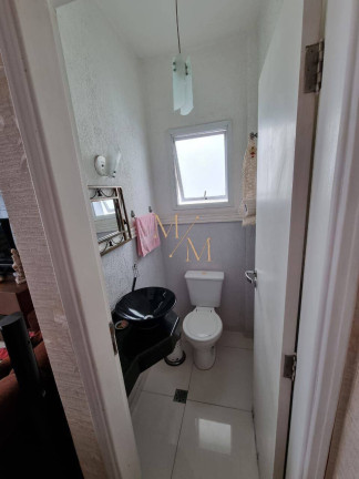 Imagem Casa com 3 Quartos à Venda, 131 m² em Marapé - Santos