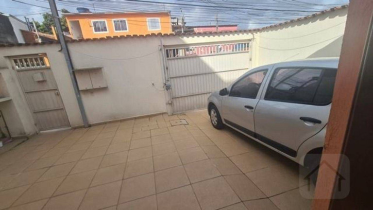 Imagem Casa com 3 Quartos à Venda, 171 m² Imagem Casa com 3 Quartos à Venda, 171 m²