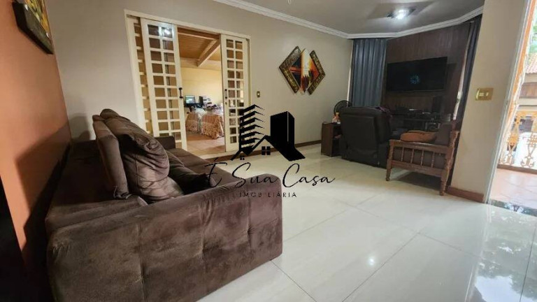 Casa com 3 Quartos à Venda, 339 m² em Castelo - Belo Horizonte