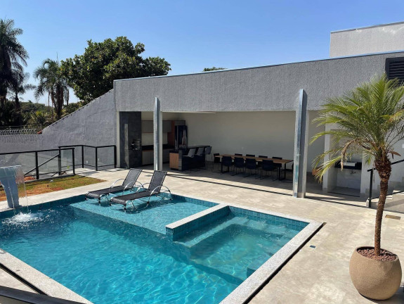 Imagem Casa com 3 Quartos para Temporada, 250 m² em Portal Das águas Quentes - Caldas Novas