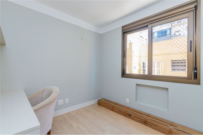 Imagem Apartamento com 3 Quartos à Venda, 131 m² em Menino Deus - Porto Alegre