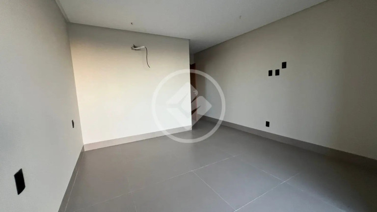 Imagem Casa com 3 Quartos à Venda, 320 m² em Residencial Goiânia Golfe Clube - Goiânia Imagem Casa com 3 Quartos à Venda, 320 m² em Residencial Goiânia Golfe Clube - Goiânia