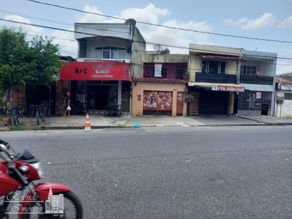 Imagem Casa com 3 Quartos à Venda, 219 m² em Guamá - Belém Imagem Casa com 3 Quartos à Venda, 219 m² em Guamá - Belém