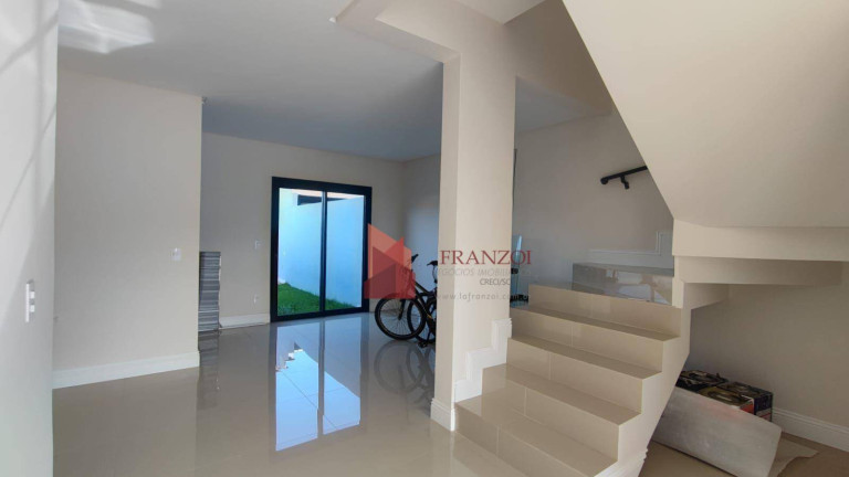 Imagem Sobrado com 3 Quartos à Venda, 138 m² em Fazenda - Itajaí Imagem Sobrado com 3 Quartos à Venda, 138 m² em Fazenda - Itajaí