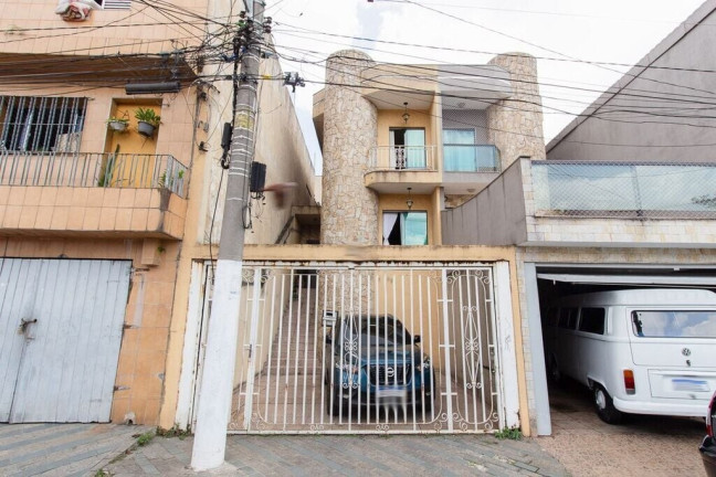 Casa com 3 Quartos à Venda, 100 m² em Vila Carrão - São Paulo