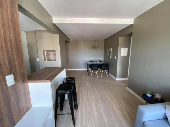 Imagem Apartamento com 2 Quartos à Venda,  em Bom Jesus - Porto Alegre