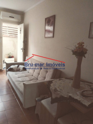 Imagem Apartamento com 2 Quartos à Venda, 74 m² em Gonzaga - Santos