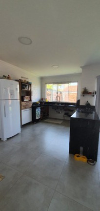 Imagem Imóvel com 1 Quarto para Alugar, 25 m² em Guaratiba - Rio De Janeiro