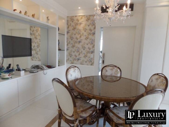 Imagem Apartamento com 3 Quartos à Venda, 470 m² em Vila Nova Conceição - São Paulo Imagem Apartamento com 3 Quartos à Venda, 470 m² em Vila Nova Conceição - São Paulo