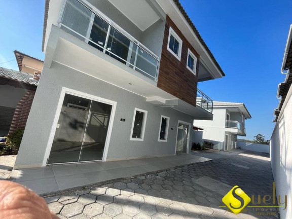 Casa com 2 Quartos à Venda,  em Itaipuaçu - Maricá