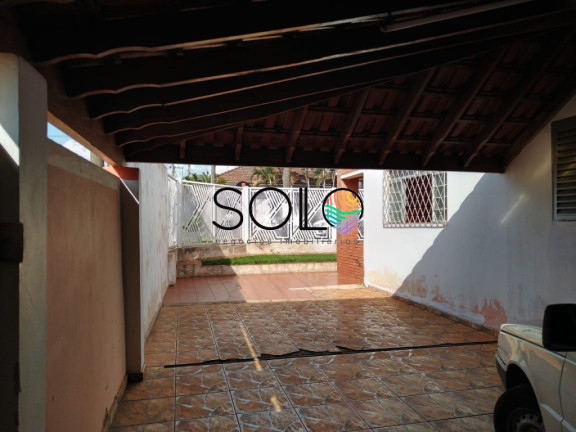Imagem Casa com 3 Quartos à Venda, 262 m² em Centro - Araraquara Imagem Casa com 3 Quartos à Venda, 262 m² em Centro - Araraquara