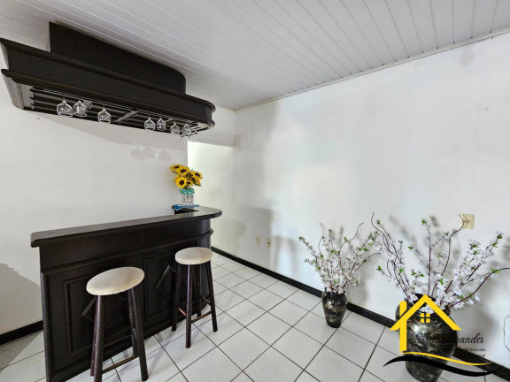 Imagem Casa com 3 Quartos à Venda, 400 m² em Centro - Balneário Barra Do Sul Imagem Casa com 3 Quartos à Venda, 400 m² em Centro - Balneário Barra Do Sul