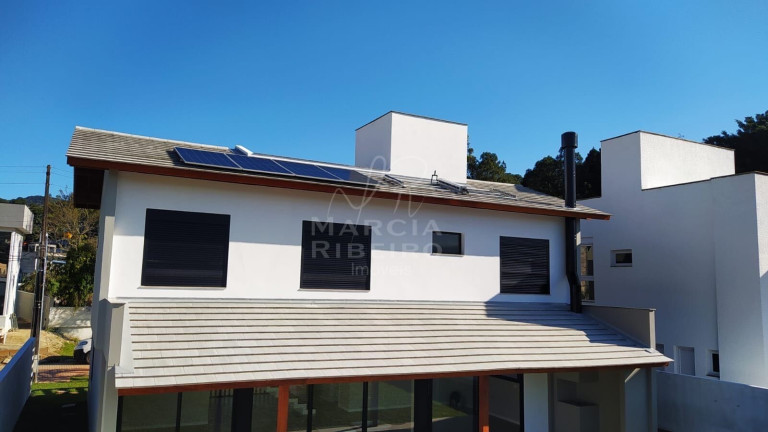 Imagem Casa com 4 Quartos à Venda, 230 m² em Cachoeira Do Bom Jesus - Florianópolis