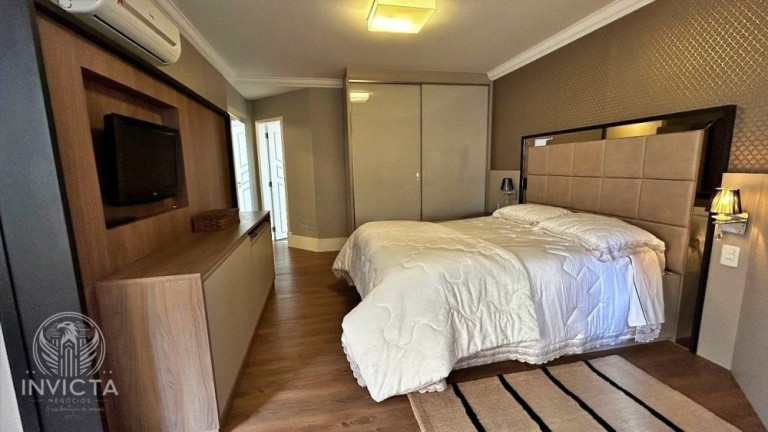 Imagem Apartamento com 3 Quartos à Venda, 175 m² em Barra Sul - Balneário Camboriú Imagem Apartamento com 3 Quartos à Venda, 175 m² em Barra Sul - Balneário Camboriú