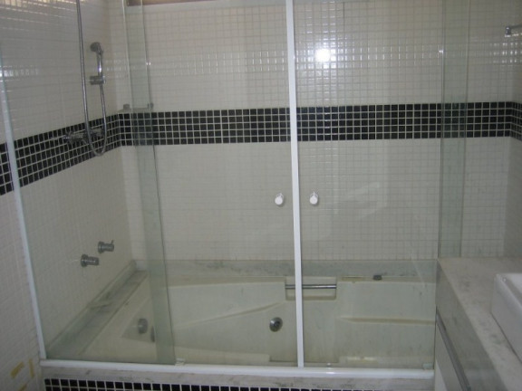 Imagem Apartamento com 3 Quartos para Alugar, 124 m² em Moema - São Paulo Imagem Apartamento com 3 Quartos para Alugar, 124 m² em Moema - São Paulo