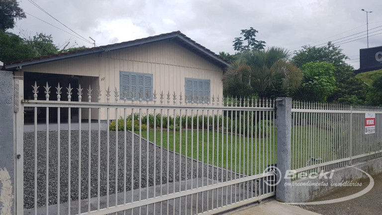 Imagem Terreno à Venda, 1.728 m² em Nova Brasília - Joinville Imagem Terreno à Venda, 1.728 m² em Nova Brasília - Joinville