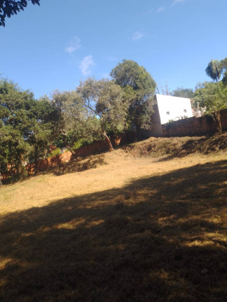 Terreno à Venda, 500 m² em Botucatu