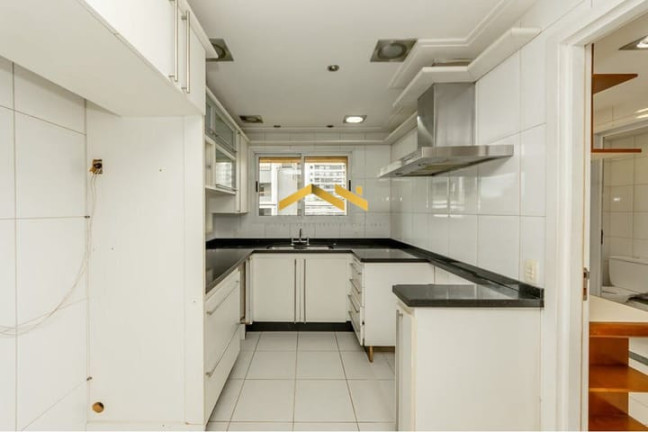 Imagem Apartamento com 3 Quartos à Venda, 218 m² em Brooklin Paulista - São Paulo Imagem Apartamento com 3 Quartos à Venda, 218 m² em Brooklin Paulista - São Paulo