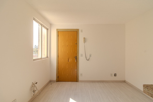 Imagem Apartamento com 2 Quartos à Venda, 45 m² em Jardim Leopoldina - Porto Alegre