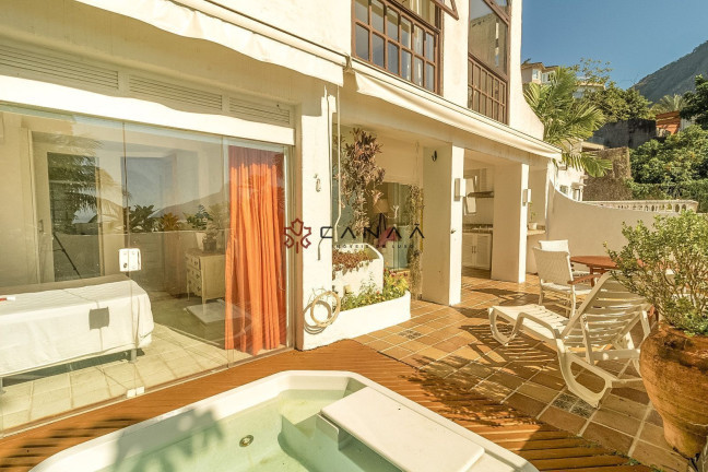 Imagem Casa de Condomínio com 3 Quartos à Venda, 650 m² em Joá - Rio De Janeiro Imagem Casa de Condomínio com 3 Quartos à Venda, 650 m² em Joá - Rio De Janeiro