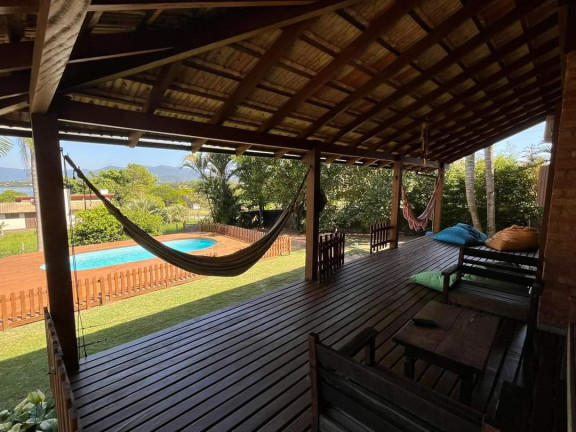 Imagem Casa com 3 Quartos à Venda, 200 m² em Ibiraquera - Imbituba