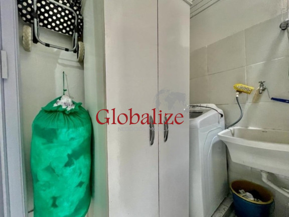Imagem Imóvel com 2 Quartos à Venda, 70 m² em Gonzaga - Santos