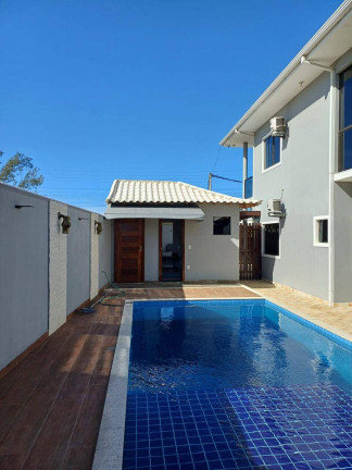 Casa com 5 Quartos à Venda, 315 m² em Areal - Araruama