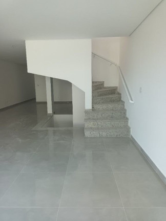 Imagem Casa com 3 Quartos à Venda, 280 m² em Embaré - Santos Imagem Casa com 3 Quartos à Venda, 280 m² em Embaré - Santos