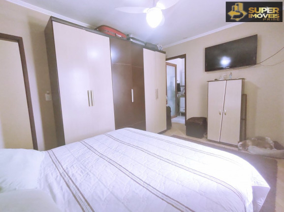 Imagem Casa com 5 Quartos à Venda, 256 m² em Três Vendas - Pelotas Imagem Casa com 5 Quartos à Venda, 256 m² em Três Vendas - Pelotas
