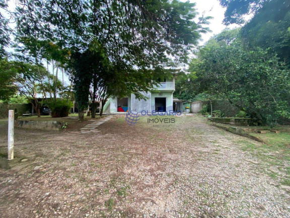 Sobrado com 5 Quartos à Venda, 310 m² em Armação - Penha