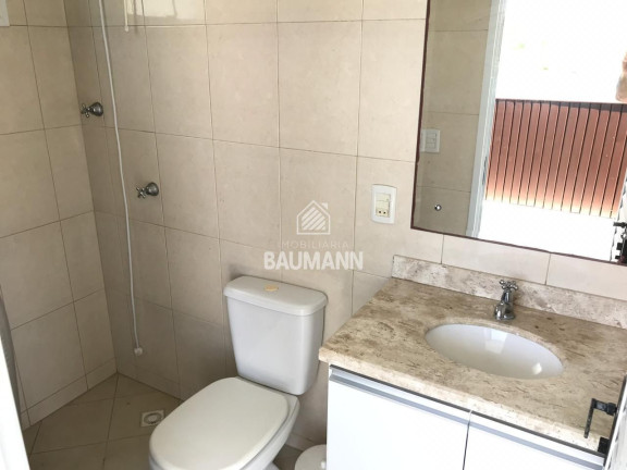 Apartamento com 3 Quartos para Alugar, 190 m² em Centro - Bombinhas