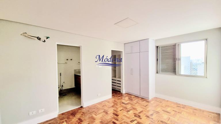 Imagem Apartamento com 3 Quartos à Venda, 137 m² em Itaim Bibi - São Paulo Imagem Apartamento com 3 Quartos à Venda, 137 m² em Itaim Bibi - São Paulo