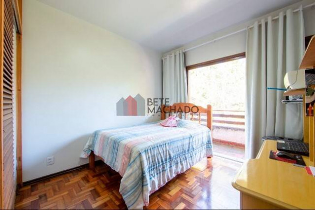 Imagem Casa com 4 Quartos à Venda, 182 m² em Alto - Teresópolis