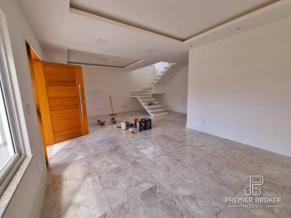 Imagem Casa com 4 Quartos à Venda, 230 m² em Albuquerque - Teresópolis