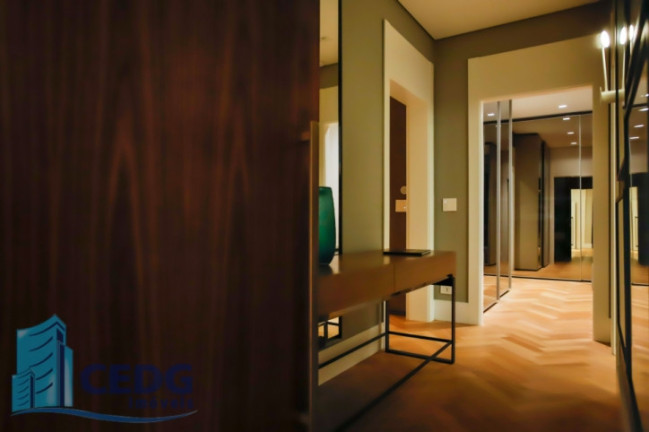 Imagem Apartamento com 3 Quartos à Venda, 230 m² em Cabral - Curitiba