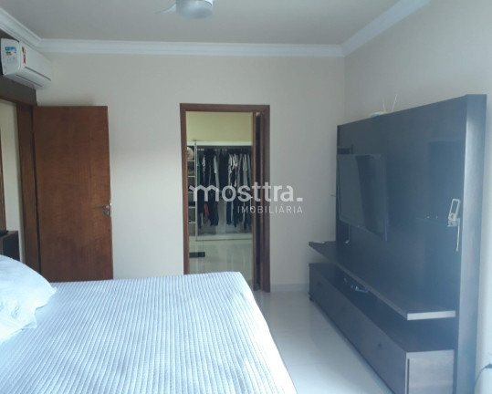 Imagem Sobrado com 4 Quartos à Venda,  em Vila Avaí - Indaiatuba