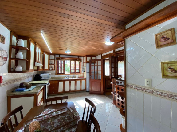 Imagem Casa com 3 Quartos à Venda, 200 m² em Vargem Grande - Teresópolis Imagem Casa com 3 Quartos à Venda, 200 m² em Vargem Grande - Teresópolis