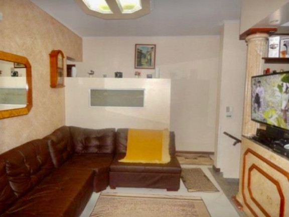Imagem Casa com 2 Quartos para Alugar ou Temporada, 280 m² em Vila Nova Jundiainópolis - Jundiaí