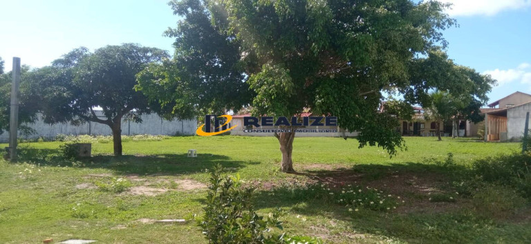 Imagem Casa com 4 Quartos à Venda, 290 m² em Campos Dos Goytacazes Imagem Casa com 4 Quartos à Venda, 290 m² em Campos Dos Goytacazes