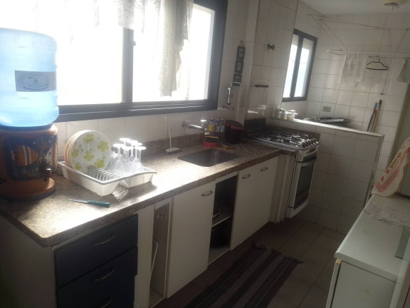 Imagem Apartamento com 4 Quartos para Temporada, 110 m² em Guarujá Imagem Apartamento com 4 Quartos para Temporada, 110 m² em Guarujá