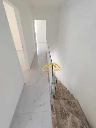 Imagem Imóvel com 4 Quartos à Venda, 150 m² em Sapiranga - Fortaleza Imagem Imóvel com 4 Quartos à Venda, 150 m² em Sapiranga - Fortaleza