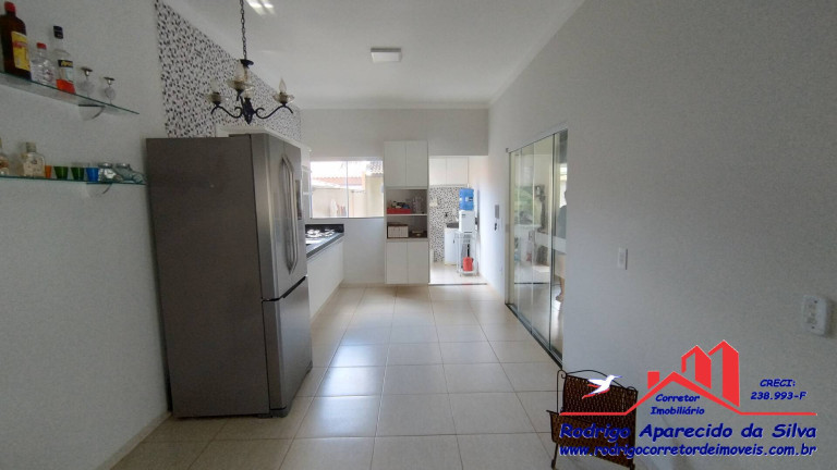 Imagem Chácara com 4 Quartos à Venda, 720 m² em Portal Da Praia - Buritama