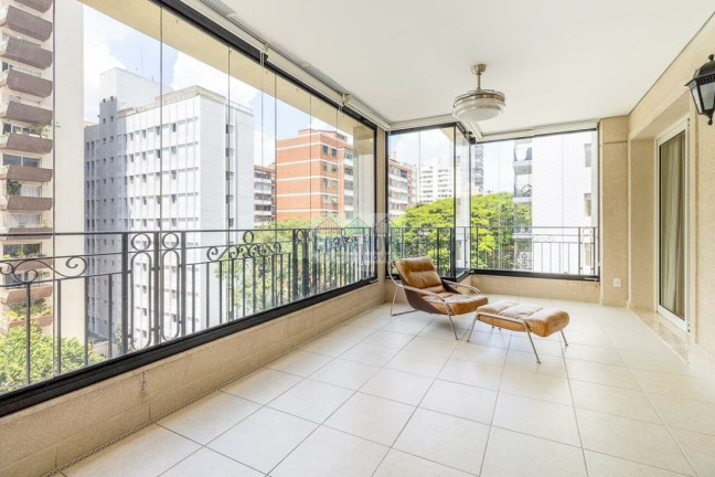 Imagem Apartamento com 3 Quartos à Venda, 304 m² em Santa Cecília - São Paulo