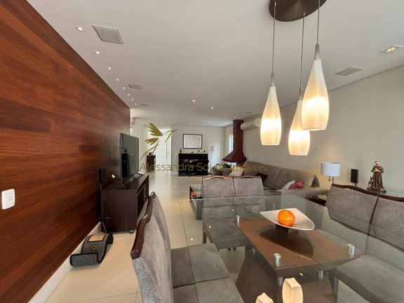 Imagem Casa com 4 Quartos à Venda, 360 m² em Alphaville - Santana De Parnaíba Imagem Casa com 4 Quartos à Venda, 360 m² em Alphaville - Santana De Parnaíba